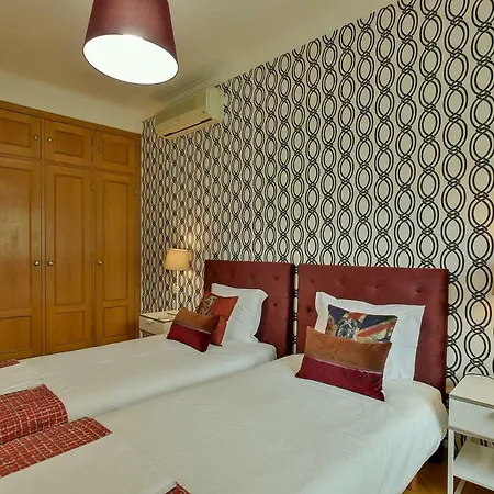 Angels 67 With Parking Place Лісабон