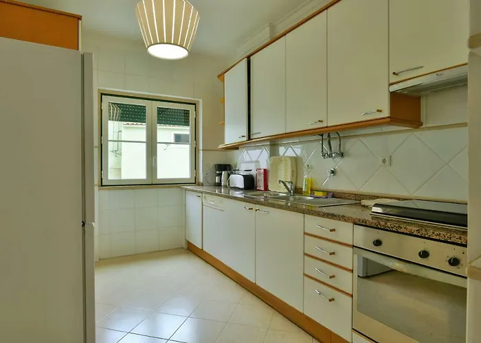 Angels 67 With Parking Place Апартаменти Лісабон